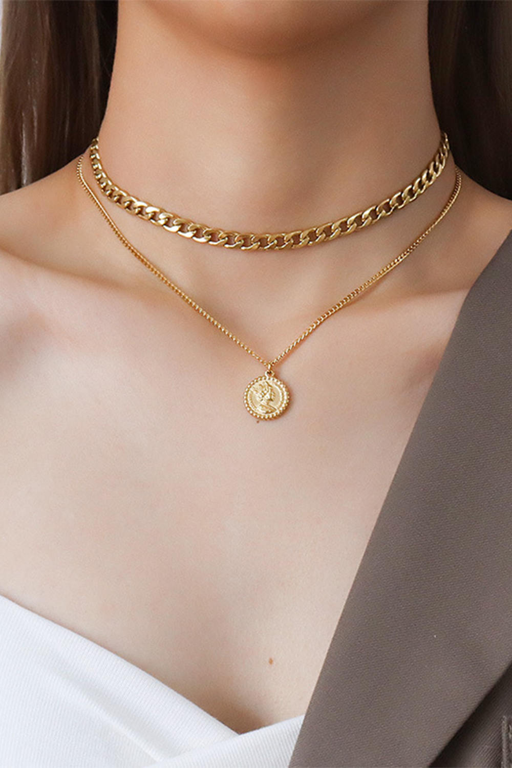 Queen Portrait Gold Layered Necklace