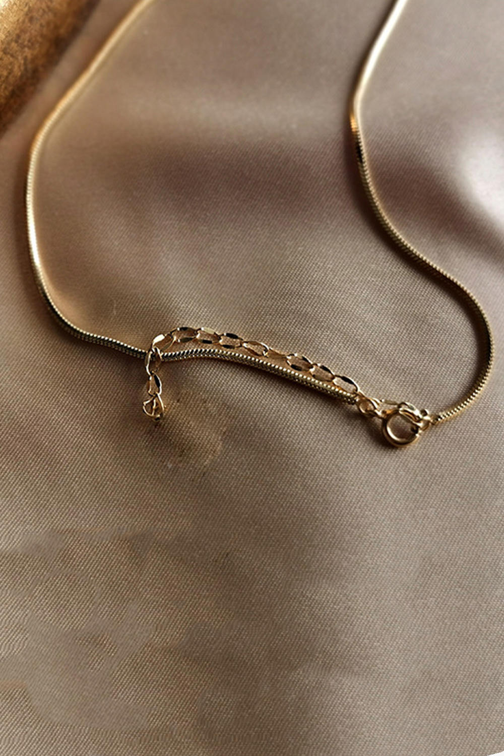 Minimalist Tiny Golden Chain Necklace