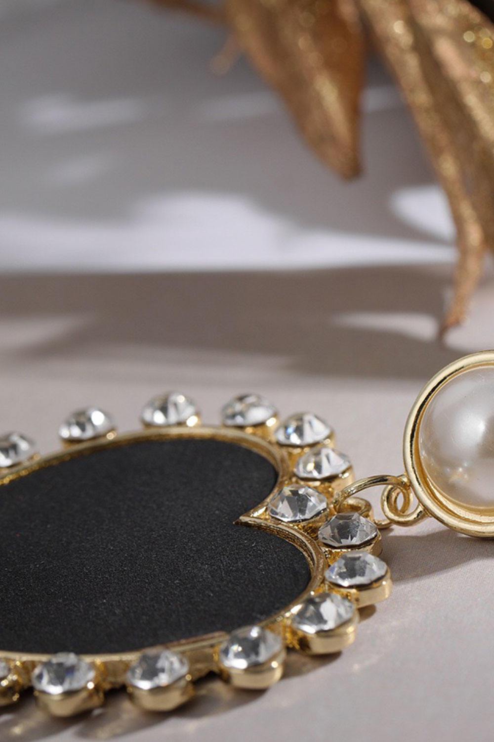 Crystal Decrotion Heart Drop Earrings 