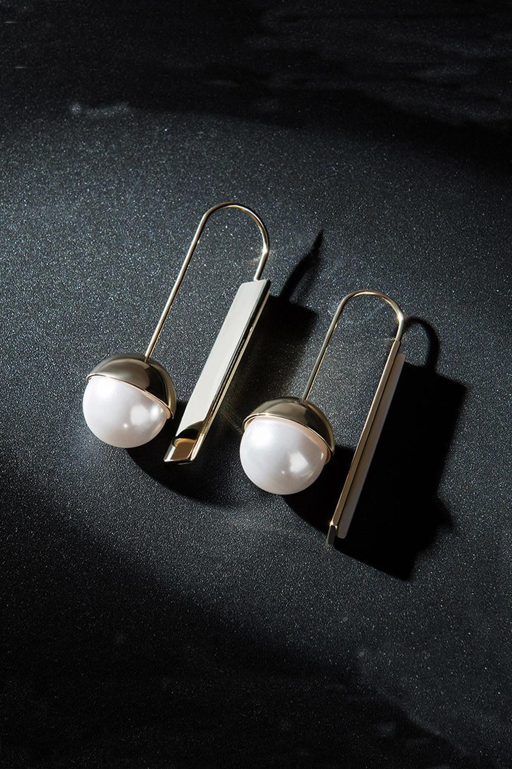 Simple Pearl Decoration U Shape Earrings 