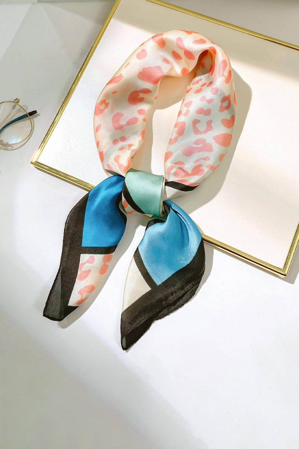 Women Leopard Print Contrast Satin Square Scarf 