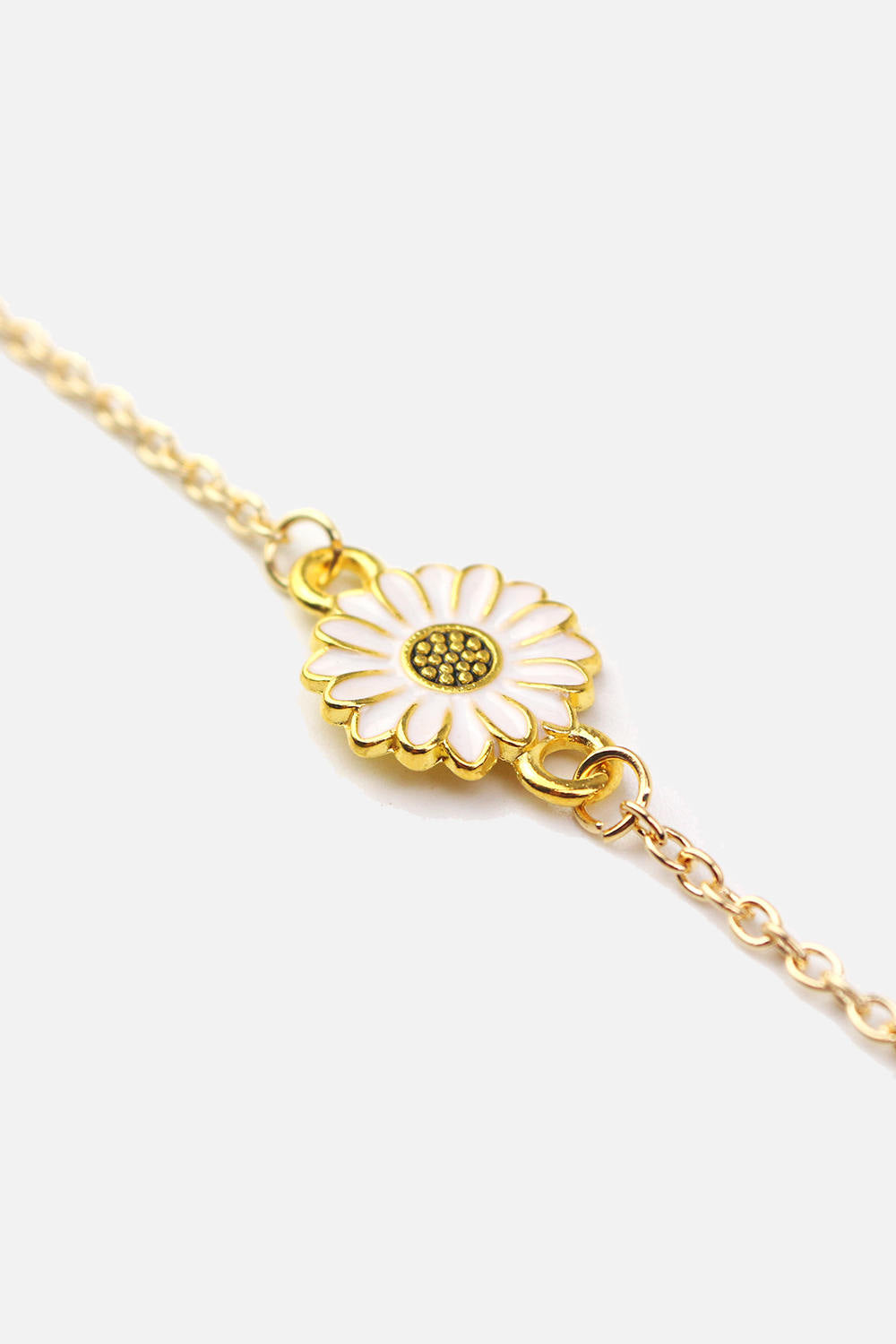 Delicate Fashion Daisy Choker Necklace